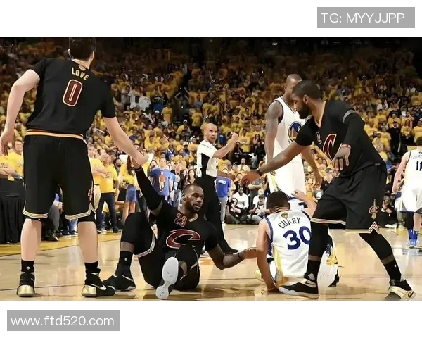 今天NBA精彩回顾雷霆对勇士的激烈对决录像分析与精彩瞬间分享